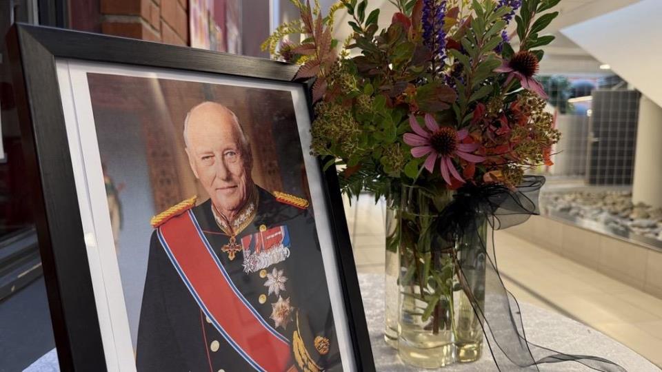 Lenke til artikkel: Vår kjære folkekonge Harald V har gått bort