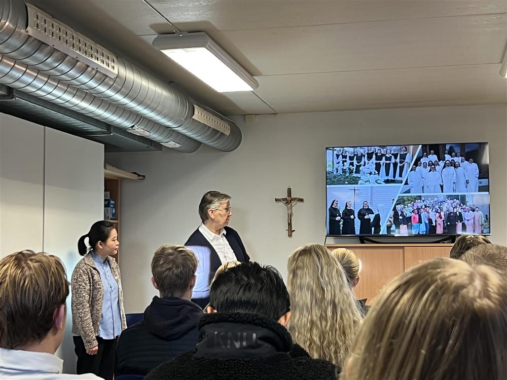 Fagdag religion og etikk - Klikk for stort bilde