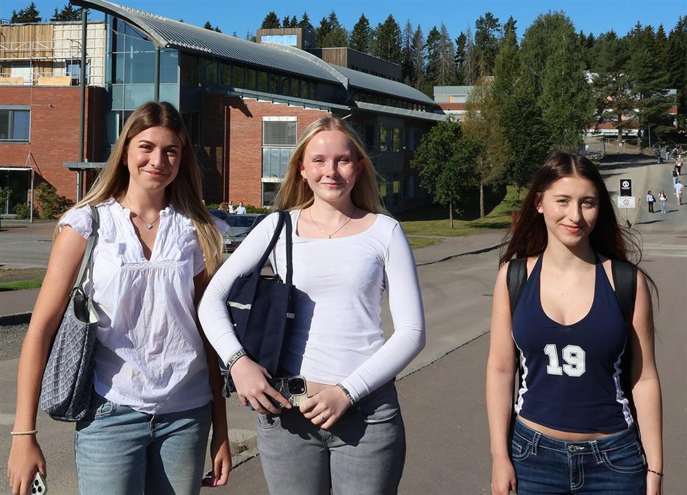 Skolestart 18. august 2025 - Klikk for stort bilde
