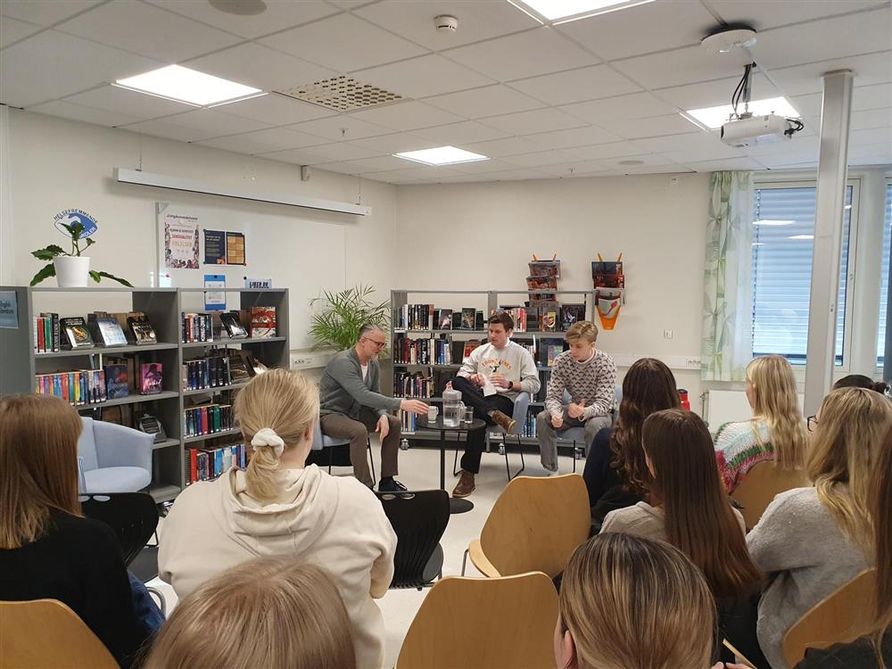 Forfatterbesøk av Thomas Enger, med 3PBC - Klikk for stort bilde