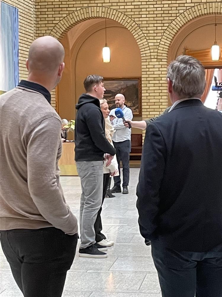 Avgangspresidentene intervjues av NRK - Klikk for stort bilde