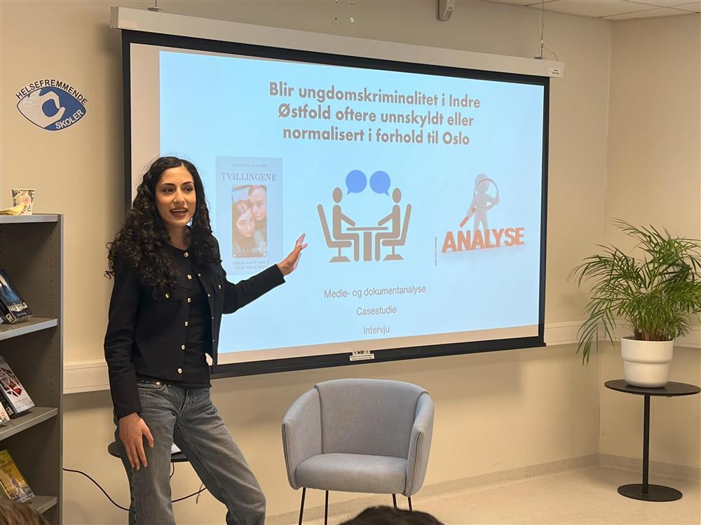 Lya Saman Raza presenterer sitt prosjekt - Klikk for stort bilde