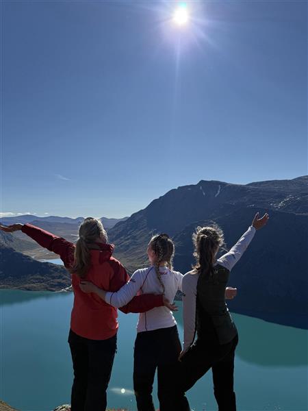 Lenke til artikkel: Topptur til Jotunheimen