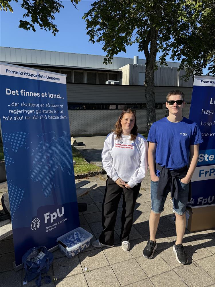 Stand Fremskrittspartiet - Klikk for stort bilde
