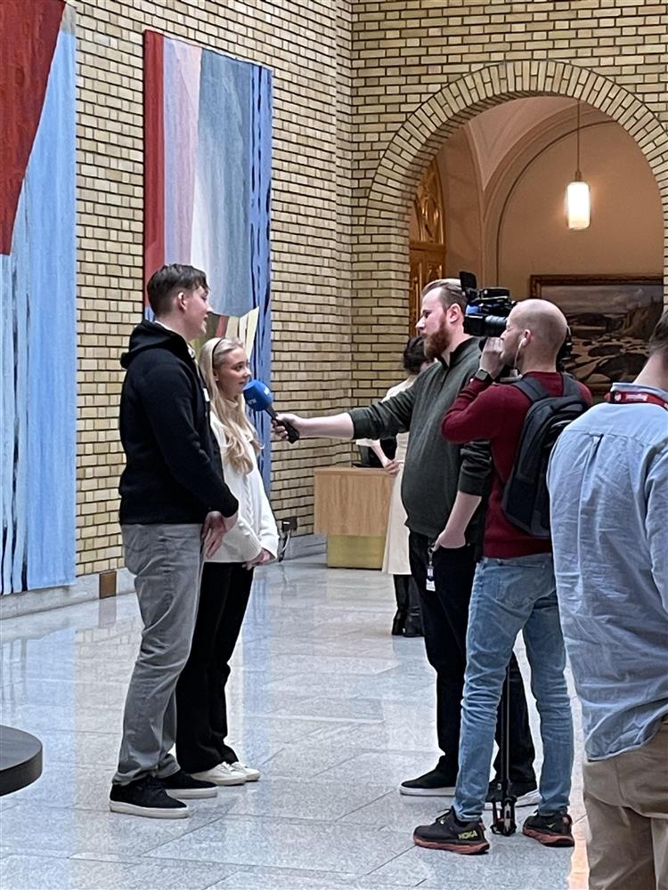 Avgangspresidentene intervjues av NRK - Klikk for stort bilde